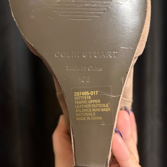 Colin Stuart Suede wedge bootie - Picture 4 of 6